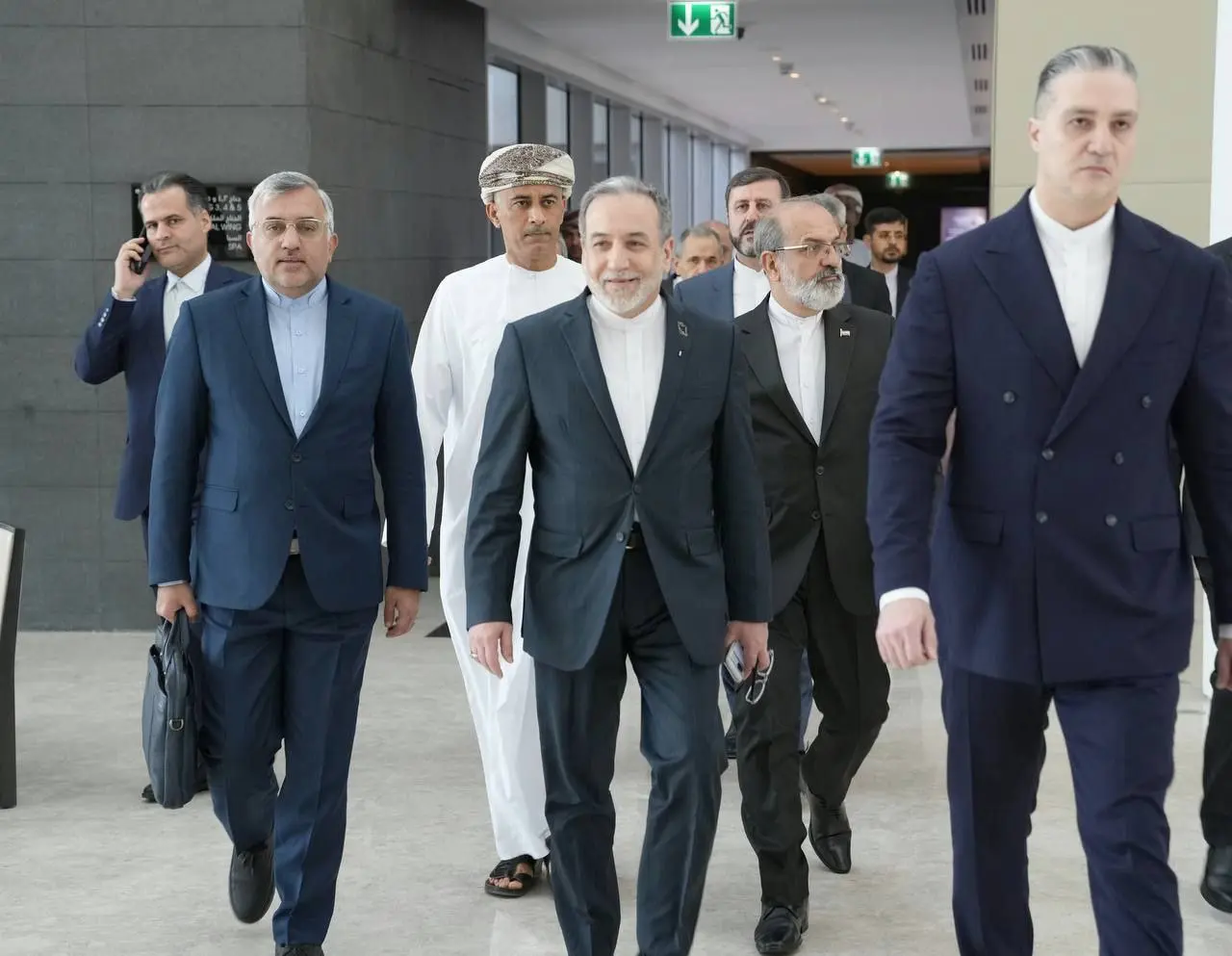 تصاویری از تیم مذاکره کننده ایران در عمان 