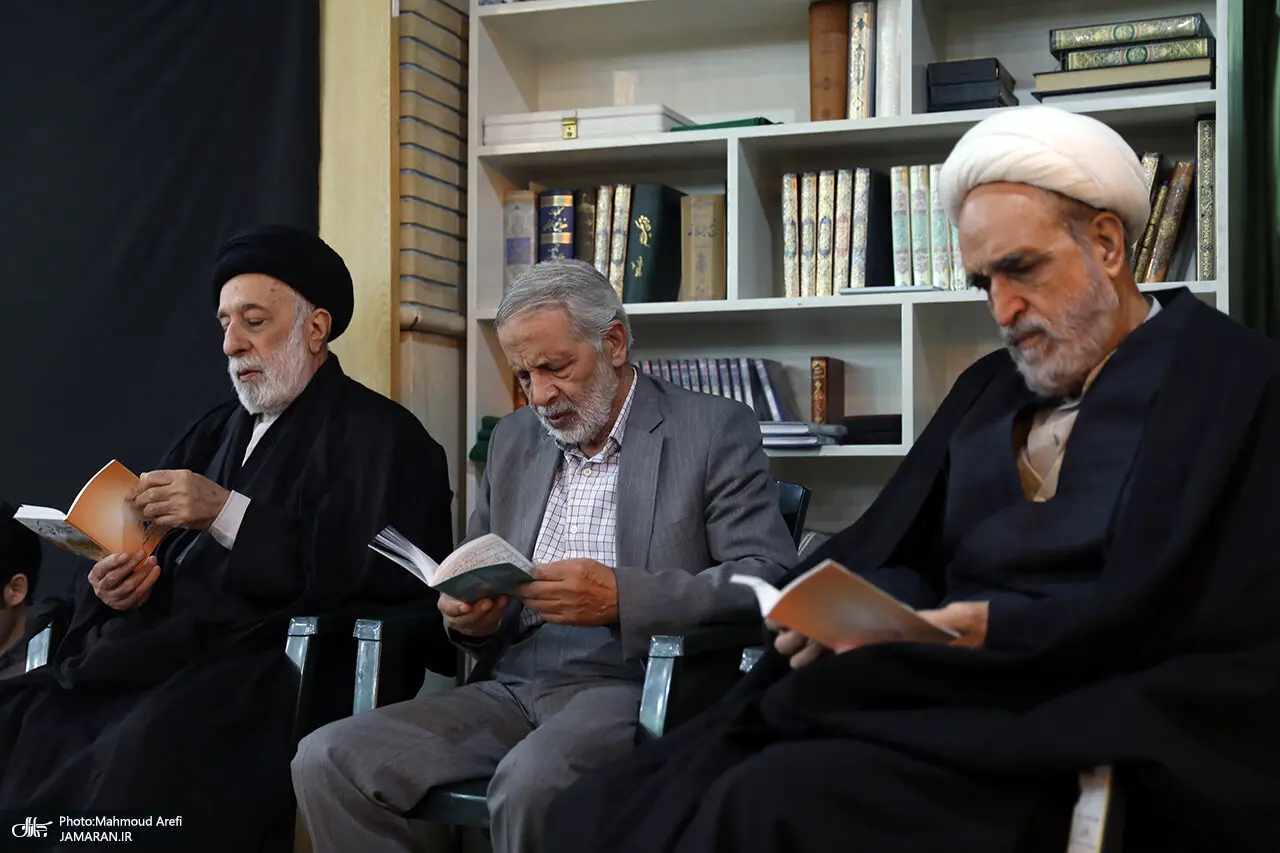 هادی خامنه ای