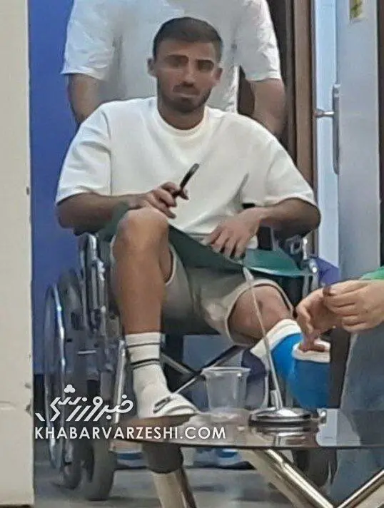 1 (2)