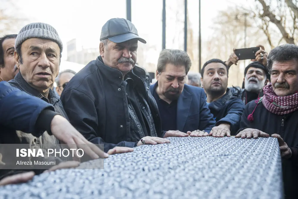 مراسم بدرقه مرحوم عنایت بخشی/ تصاویر