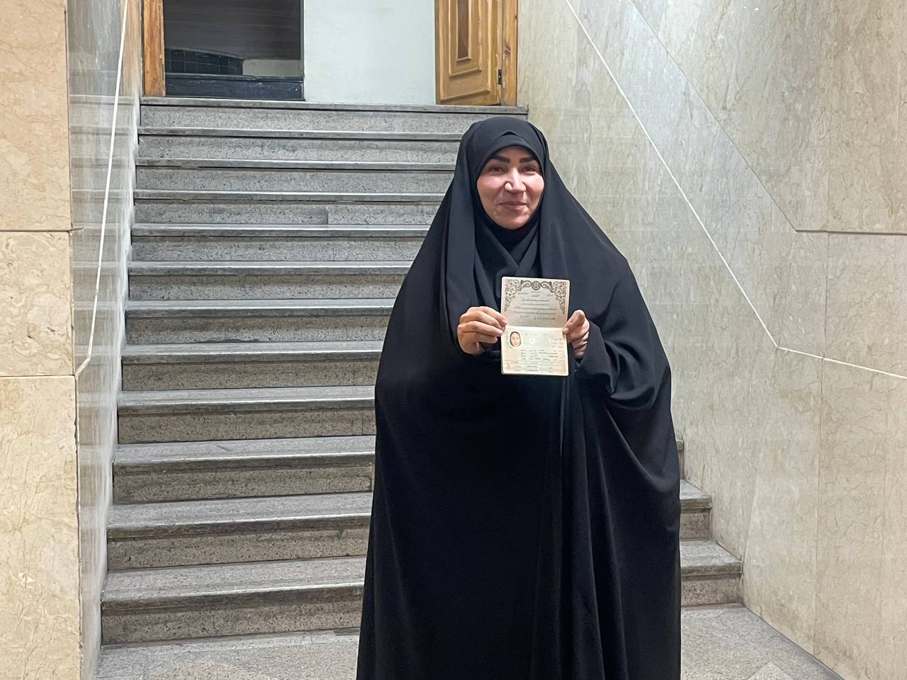 هاجر چنارانی