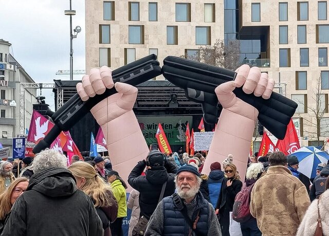 کنفرانس امنیتی مونیخ صدای همه را درآورد + عکس