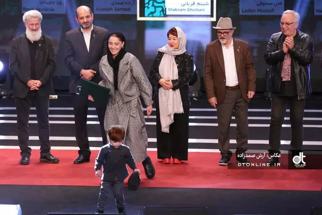 97c71960-adea-45d3-9413-2c047837059b