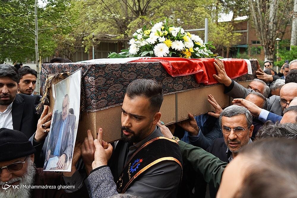 احمدی نژاد