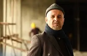 گریم متفاوت امین حیایی در «قایق‌سواری در تهران»