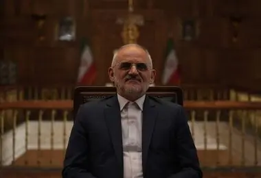 نگاه رئیس‌جمهور این است که ما در تمام این دهه‌ها آدم‌ها را عوض کرده‌ایم اما چه مشکلی حل شده 