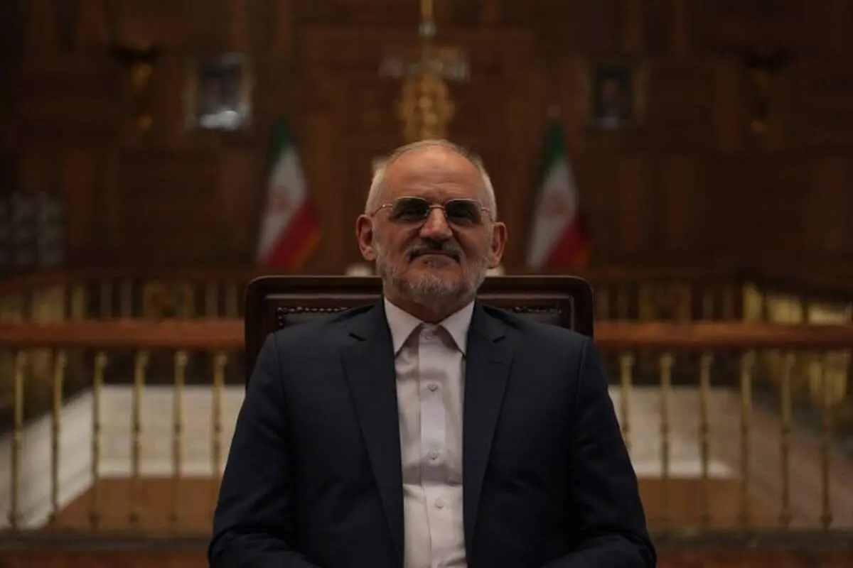 نگاه رئیس‌جمهور این است که ما در تمام این دهه‌ها آدم‌ها را عوض کرده‌ایم اما چه مشکلی حل شده 