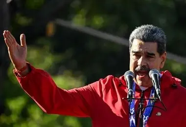 واکنش مادورو به اعطای جایزه صلح به ماچادو