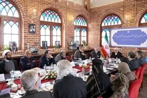 نباید هنر را امنیتی کرد