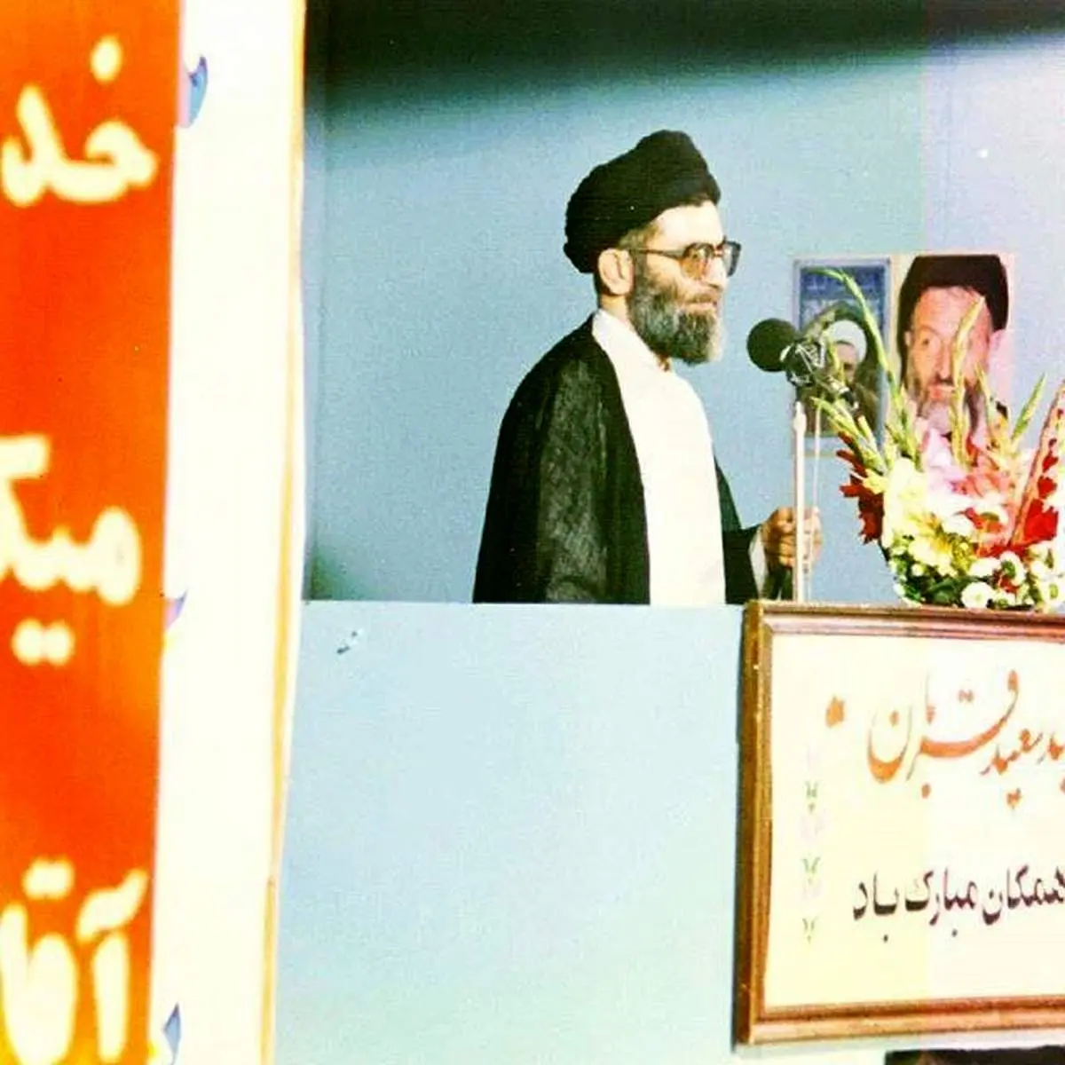 عکس دیده نشده از رهبری در دوران ریاست جمهوری + عکس