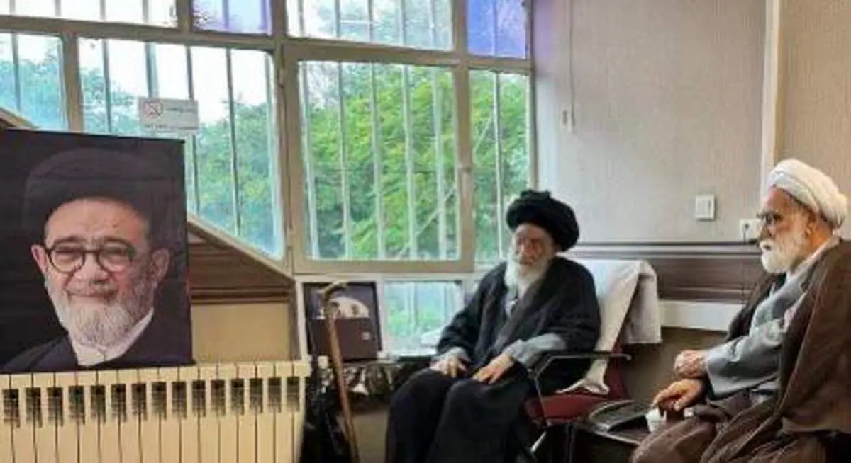  دیدار حجت الاسلام معزی با خانواده شهید آل هاشم
