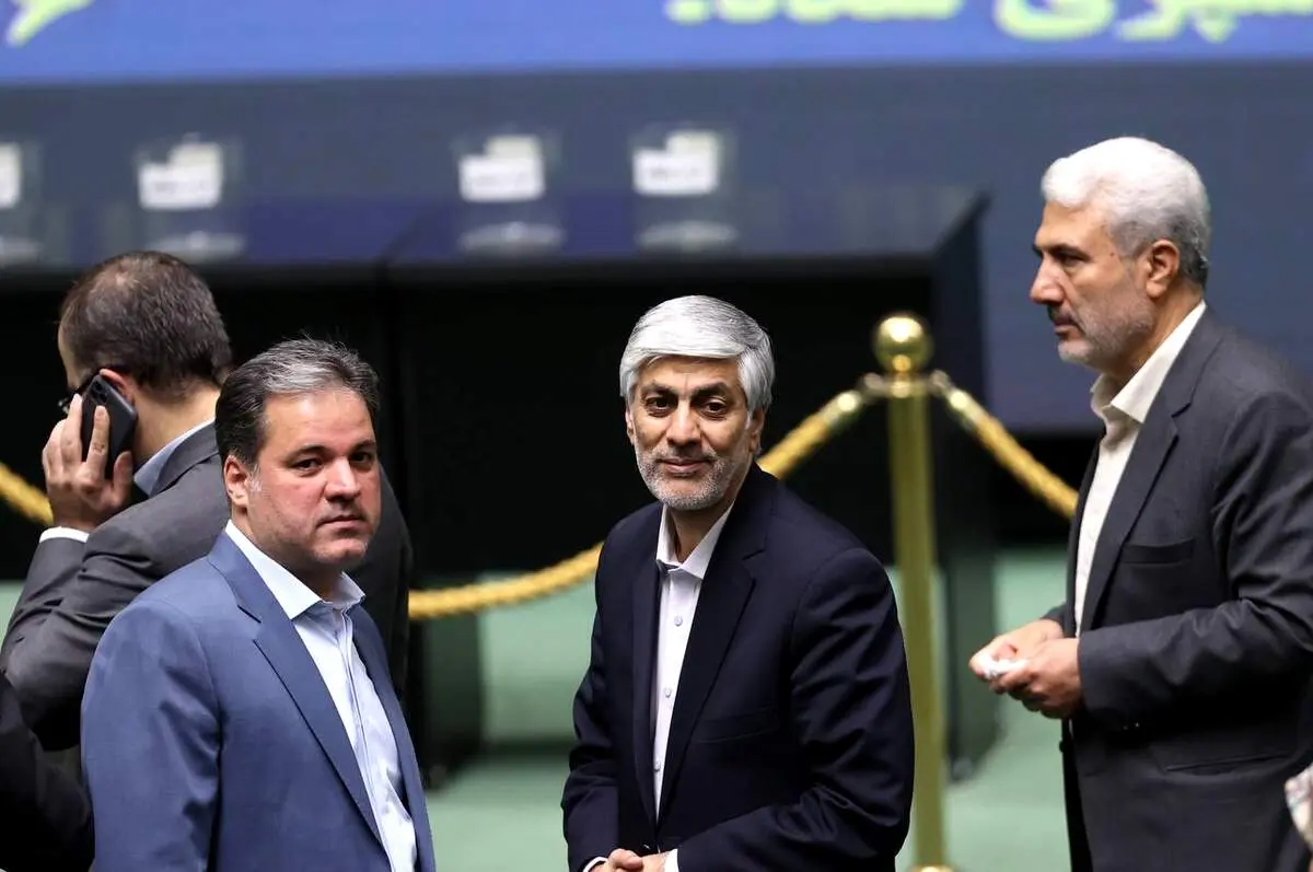 کیومرث هاشمی وزیر ورزش و جوانان شد