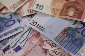 قیمت دلار و قیمت یورو امروز سه شنبه ۶ مرداد ۱۴۰۵ + جدول