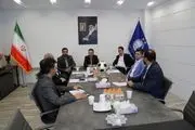 درگیری لفظی عضو هیات مدیره استقلال با هواداران