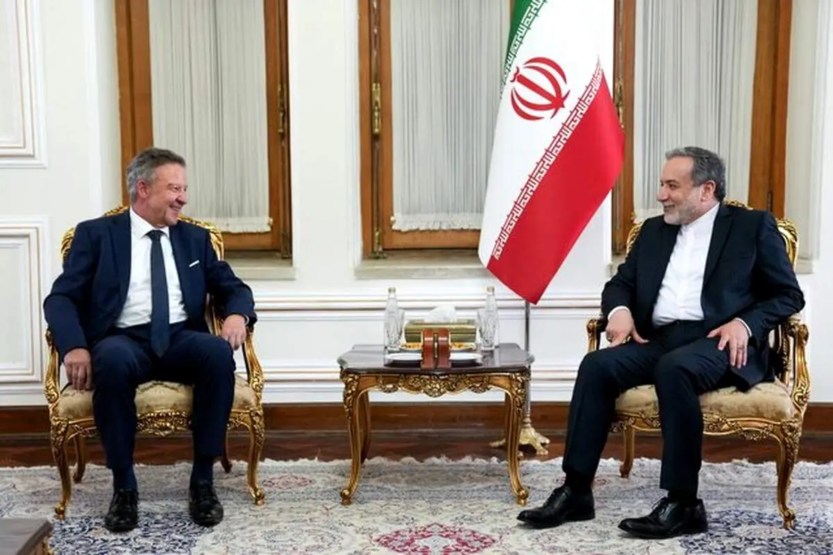 دیدار خداحافظی سفیر آلمان با عراقچی