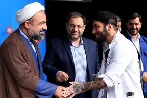 آقایان اصولگرا یادتان هست آویزان تتلو شدید؟