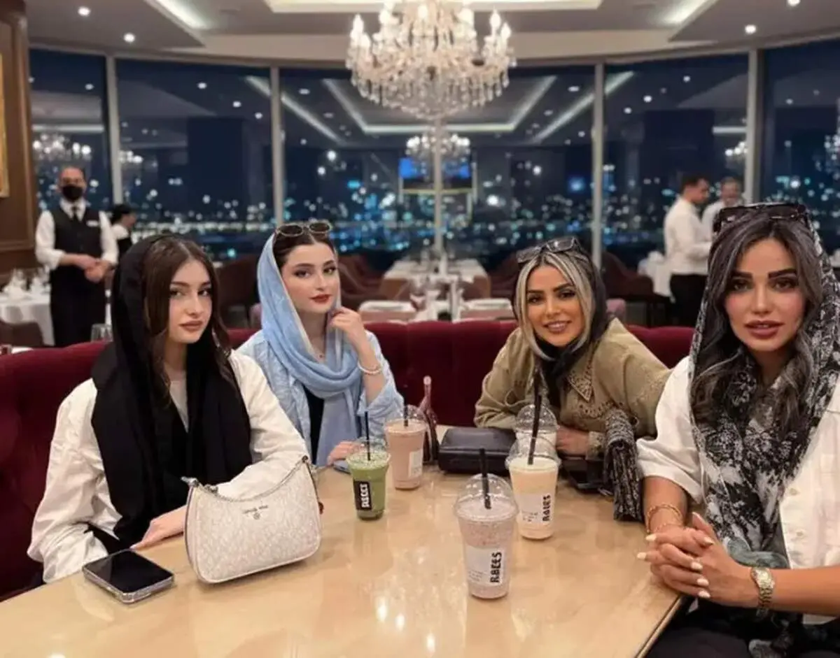 تفریح سارا و نیکا پایتخت با ستاره معصومی همسر سابق مهدی قائدی!/ تصاویر