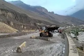 سیل جاده هراز را شست و برد+ عکس
