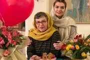 کشف حجاب کفایت خاتون جیران همه را شوکه کرد!/ تصویری که دنیا مدنی منتشر کرد