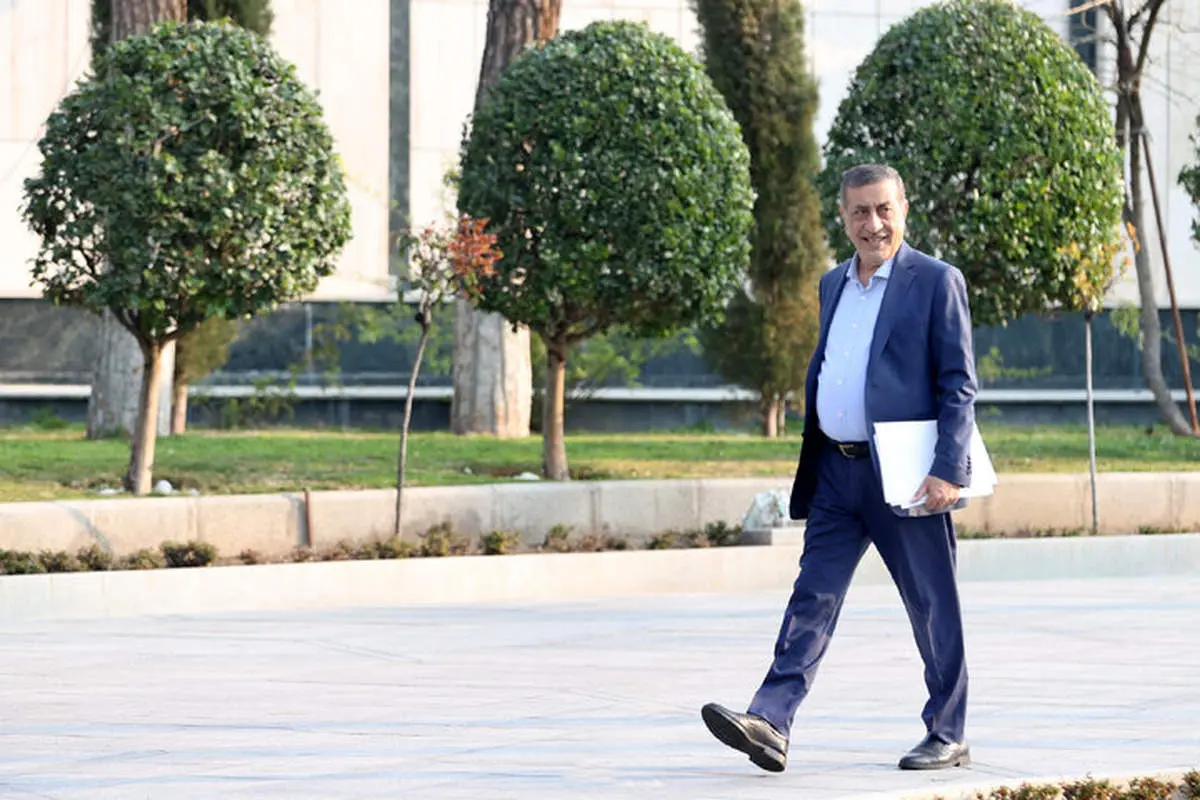 توضیحات مهم پیرامون عدم مخالفت رهبر انقلاب با حضور سرمایه‌گذاران آمریکایی