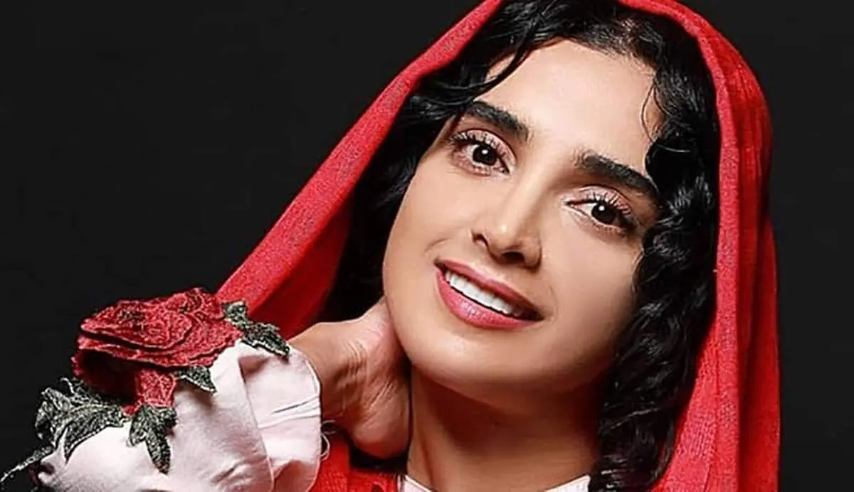 عکس شوکه کننده| انتشار تصویری از خانم بازیگر با لباس خواب!/ «الهه حصاری» چرا این عکس‌ را منتشر کرد؟