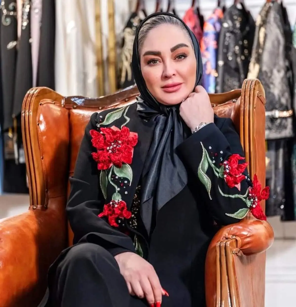 چهره شوکه کننده الهام حمیدی بعد از تزریق با اَبروی کج!/ عکس