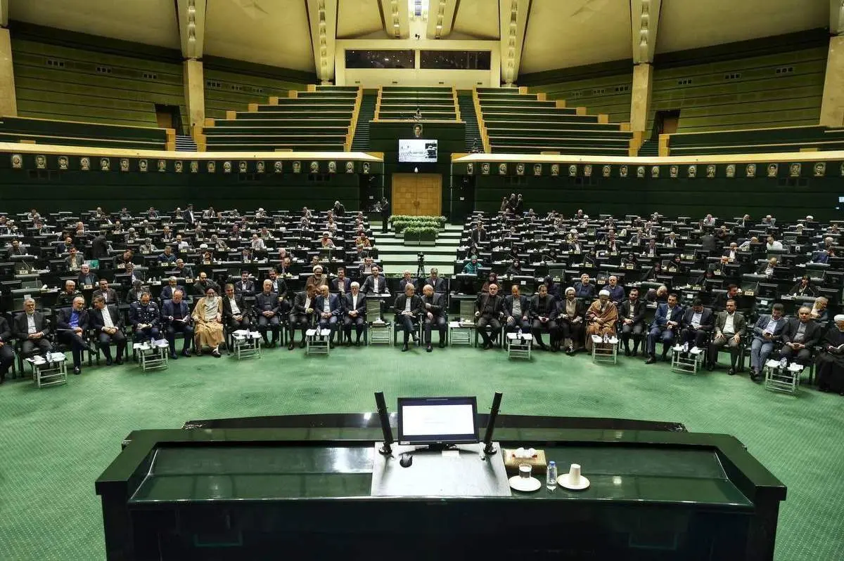 گزارش رئیس جمهور از عملکرد ۱۲۰ روزه دولت/ پزشکیان: مشکل پرستاران، گندم کاران و بازنشستگان را حل کردیم