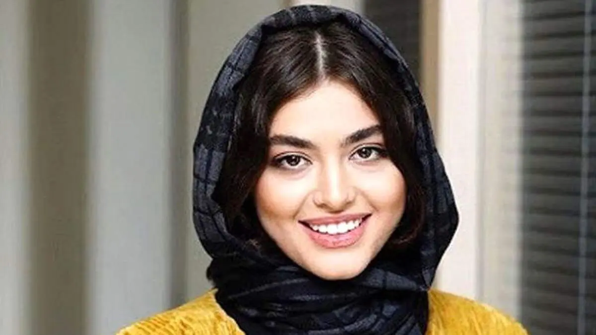 بازیگر زن ایرانی ساکن ترکیه اقدامات شرم‌آور خود را تکمیل کرد/ ریحانه پارسا کاملا برهنه شد!+ عکس شوکه کننده
