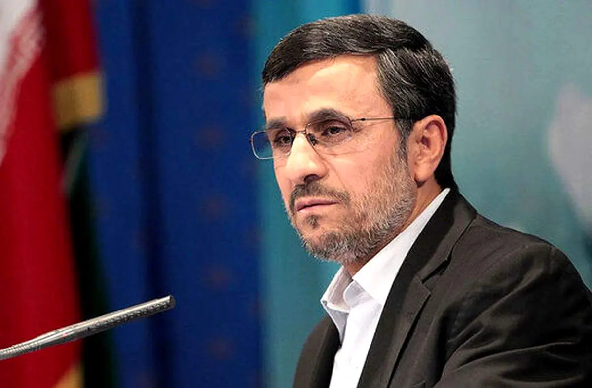 رهبری از این اقدام احمدی نژاد خنده شان گرفت+ببینید 