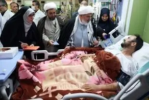 حضور نمایندگان رهبر انقلاب در منازل تعدادی از جانبازان سرافراز 