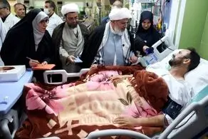 حضور نمایندگان رهبر انقلاب در منازل تعدادی از جانبازان سرافراز 