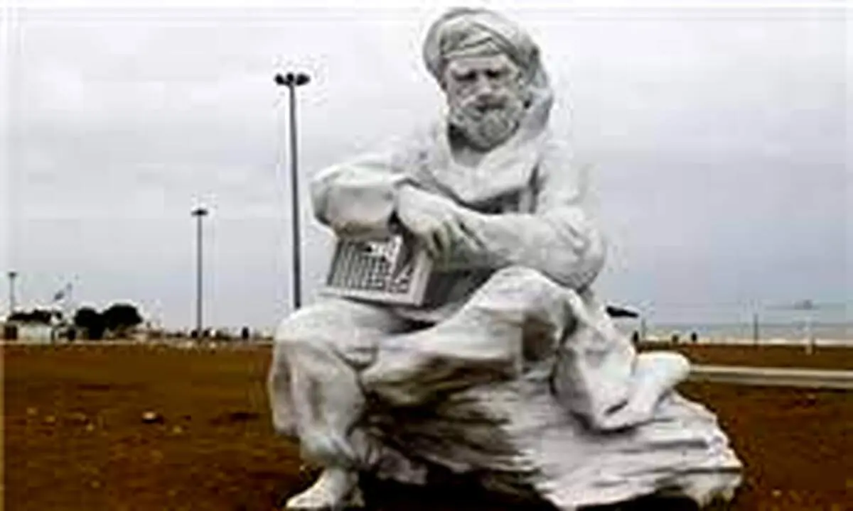 اقدام عجیب شهرداری درباره این مجسمه ها