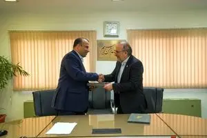 امضای تفاهم‌نامه طراحی و راه‌اندازی «آزمایشگاه آموزشی خودرو برقی» بین گروه انرژی پاسارگاد و دانشگاه شریف