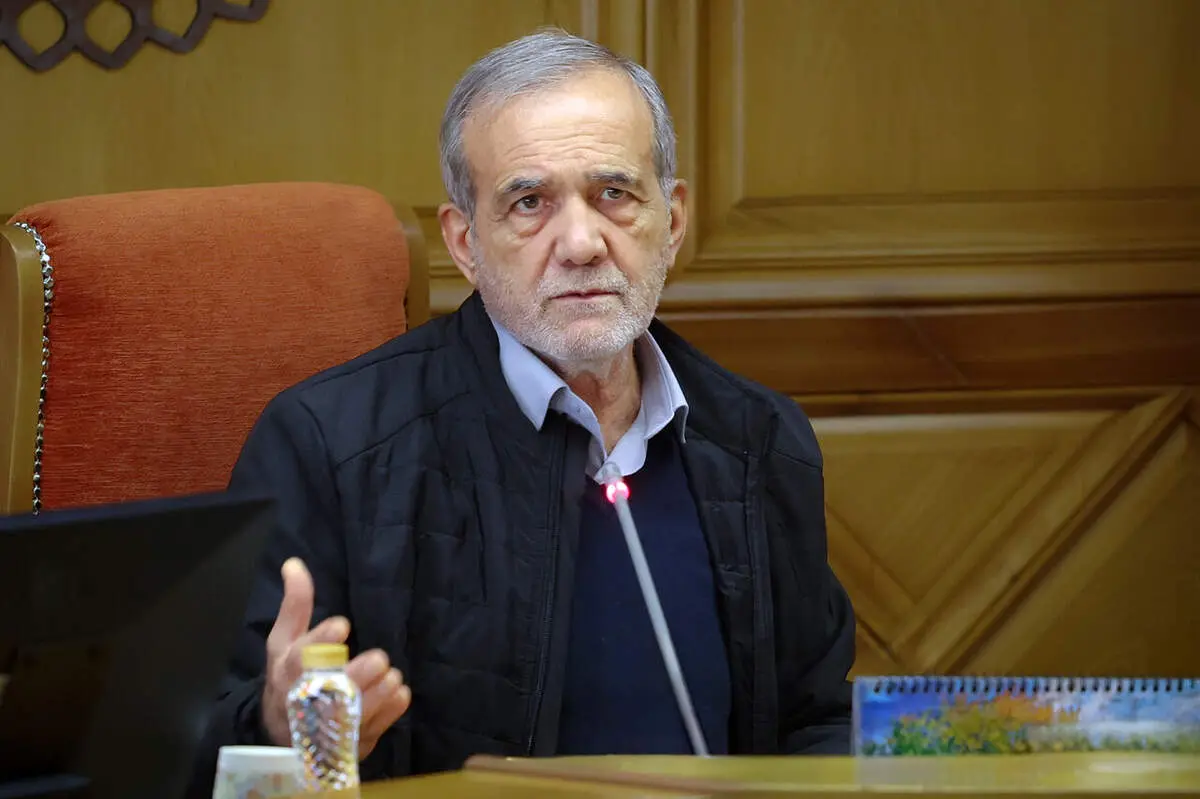 سخنان تکان دهنده پزشکیان درباره گم شدن ۲۰ میلیون لیتر سوخت در روز 