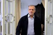 عیادت مسعود پزشکیان از رضا امیرخانی + ببینید 