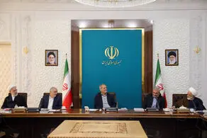 پزشکیان: دستگاه‌های دولتی از ناقضان اصول قانون اساسی هستند/ واکنش رئیس جمهور به نارضایتی مردم از خدمات دستگاه‌ها  