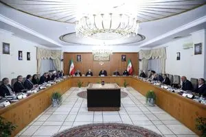 درآمد ارزی کشور باید پیش از هر بخش دیگری در مسیر بهبود زندگی و معیشت مردم به‌کار گرفته شود