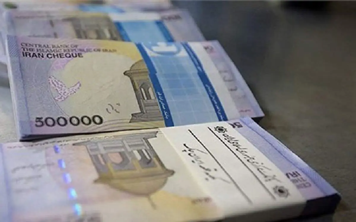واریز عیدی کارمندان با حقوق بهمن‌ماه