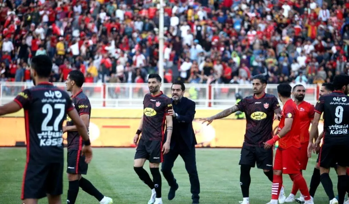 اتفاق عجیب در بازی جنجالی تبریز/ ۲ بازیکن پرسپولیس از سوی داور اخراج شدند!