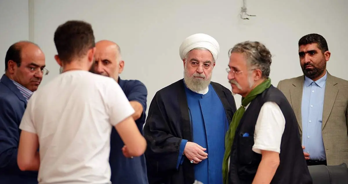 عکس از حسن روحانی در پشت صحنه یک فیلم + ببینید