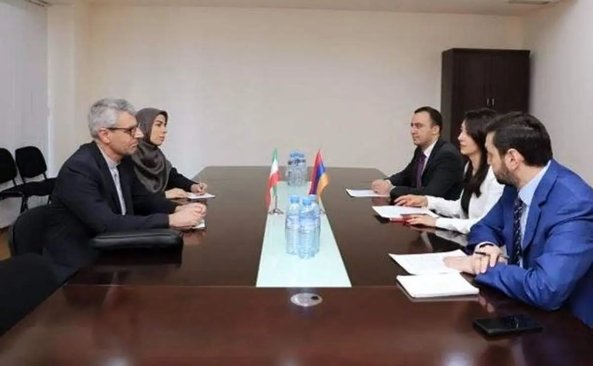 رایزنی سخنگوی وزارت امور خارجه با همتای ارمنی