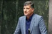  گره زدن قیمت دلار به معیشت مردم ظلم مضاعفی است