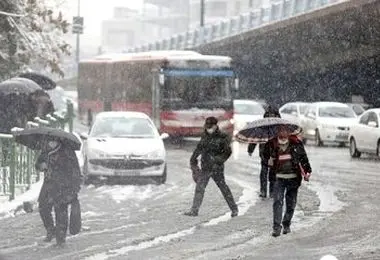 بارش برف شدید سه‌شنبه و چهارشنبه (۹ و ۱۰ دی‌ماه) در این مناطق/ ارومیه ۱۳ - درجه سانتیگراد