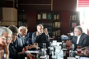 مسعود پزشکیان به استانداری تهران رفت 