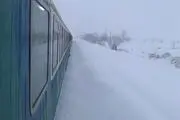 عکس پربازدید و تکان‌دهنده از داخل قطار یخ‌زده تهران-مشهد/ببینید