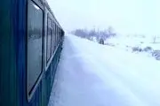 عکس پربازدید و تکان‌دهنده از داخل قطار یخ‌زده تهران-مشهد/ببینید