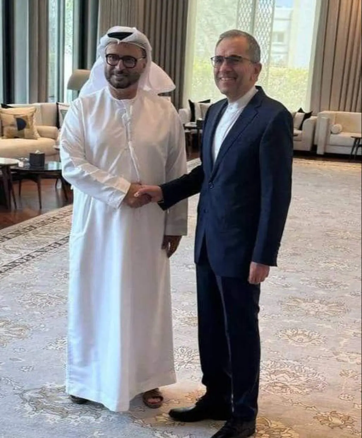 دیدار تخت روانچی با انور قرقاش