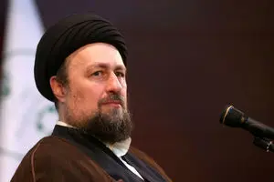 سیدحسن خمینی به محمود احمدی نژاد تسلیت گفت  