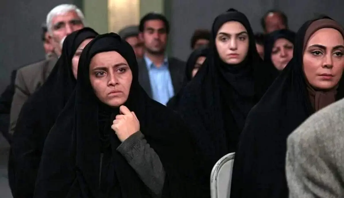 عکس جنجالی| حجاب بازیگر زن سریالهای تلویزیون لب دریا آب رفت!