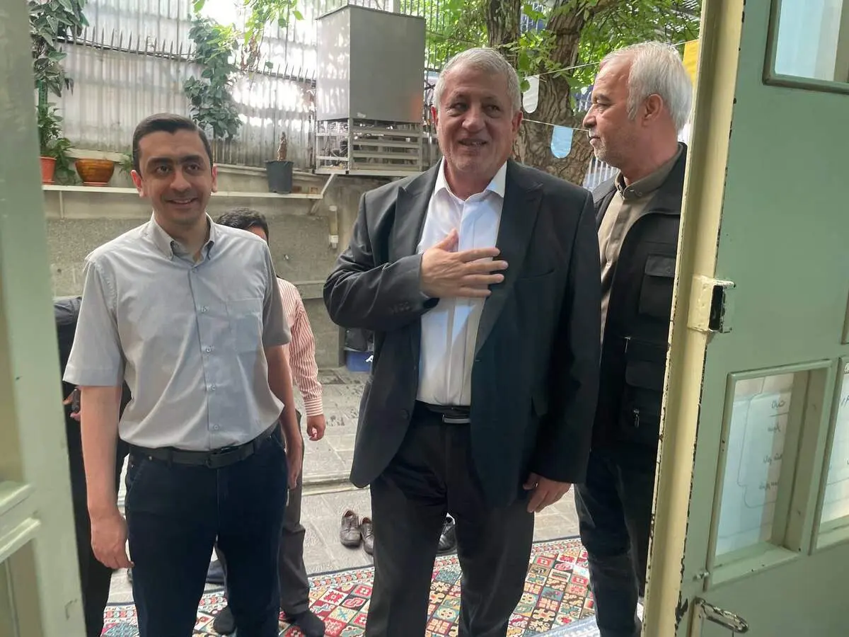محسن هاشمی رای داد